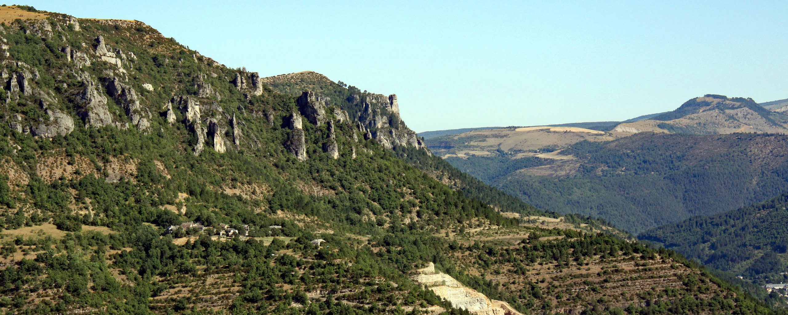 La vallée du Tarnon, l’Aigoual et Nîmes-le-Vieux
