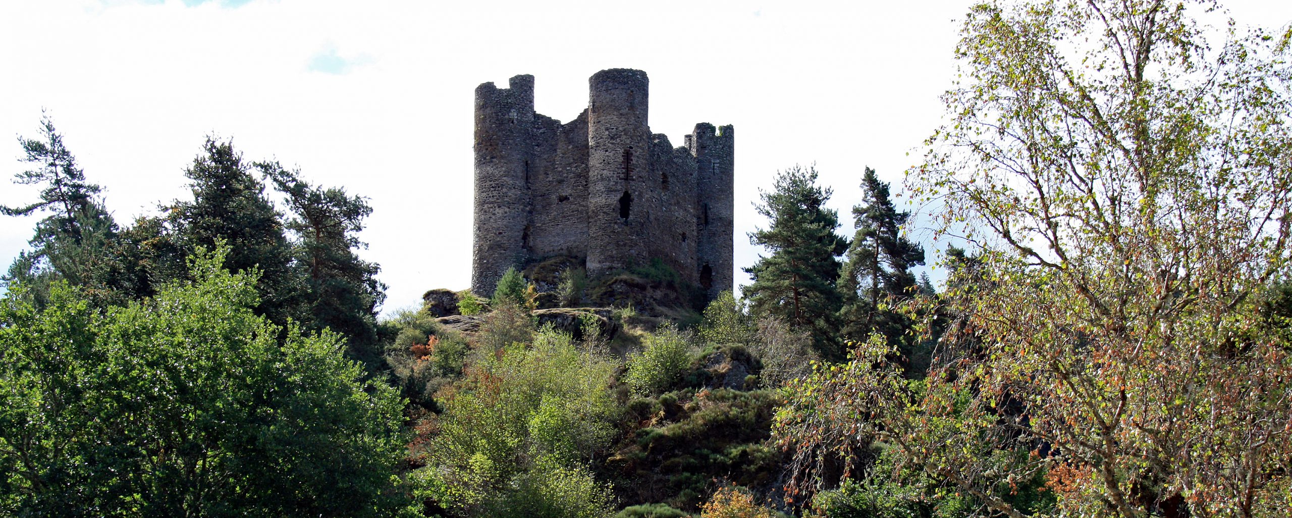 Chaudes-Aigues et les gorges de la Truyère